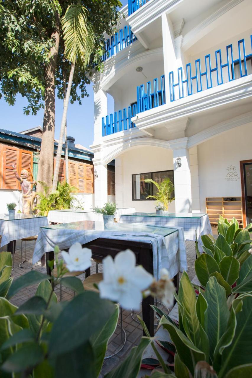 Pineapple Hostel Ciudad de Siem Riep Exterior foto